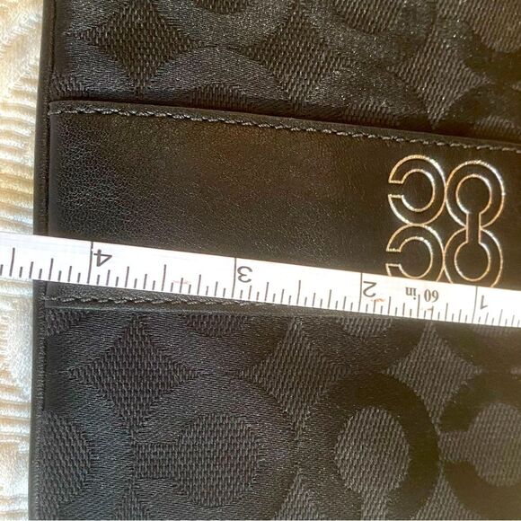 Coach Madison Wristlet Black Signature CC Canvas Silver Accent Leather Strap - Picture 5 of 6